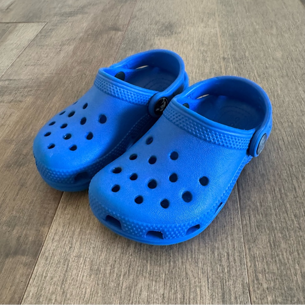 Toddler Blue CROCS, Size 8